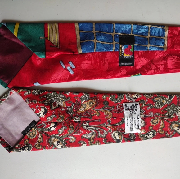 Lot Of 4 Disney Themed Men's Neck Ties -Winnie The Pooh, Goofy , Mickey -Y2K - Picture 7 of 10
